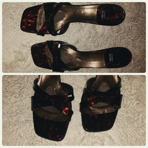 Stuart Weitzman Tortoise Shell Kitten Heel 🐆